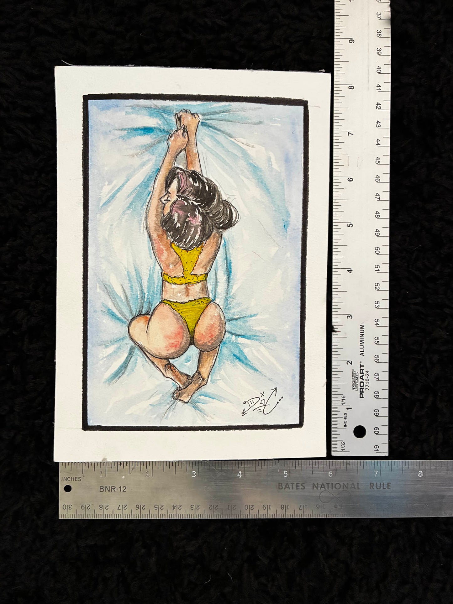 Illustration of a person in a yellow bikini on a black background with a ruler for scale.